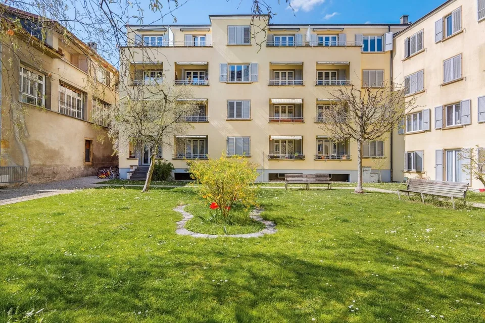 Super emplacement à Neuchâtel - Caution gratuite !