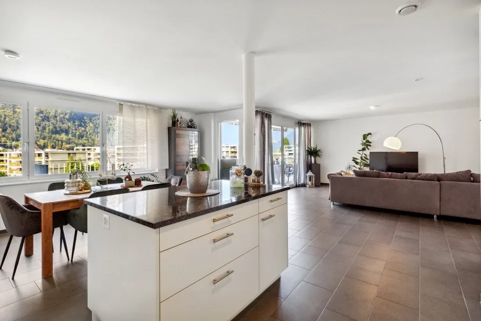 Schöne 4.5-Zimmer-Wohnung in Näfels zu vermieten