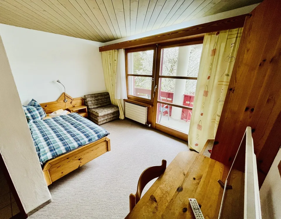 Co- Living Matte Eggli