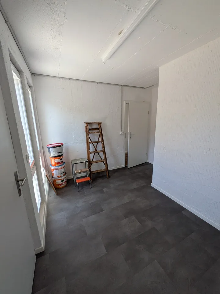 Grosszügige 5.5-Zimmerwohnung mit Garten in Einfamilienhaus