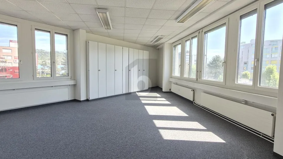 NÄHE BAHNHOF - IDEAL FÜR COACHINGS