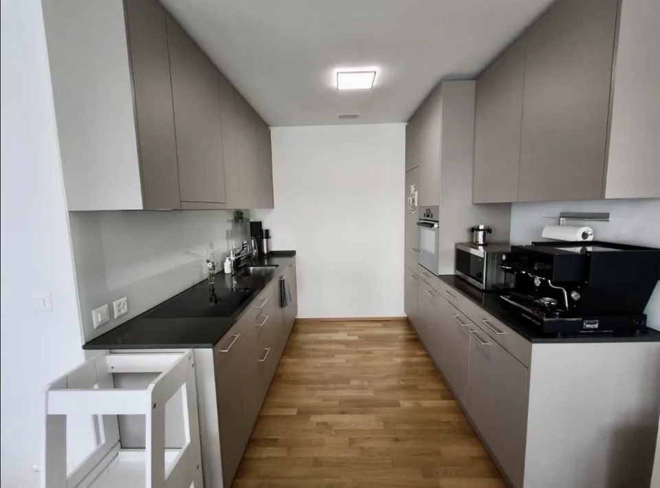 Möblierte 4.5-Zimmer-Wohnung in Bülach (20min von Zürich HB)