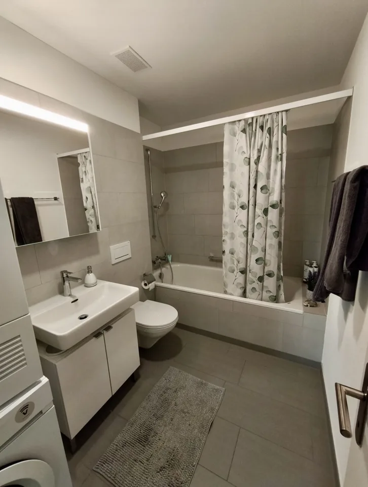 Möblierte 4.5-Zimmer-Wohnung in Bülach (20min von Zürich HB)