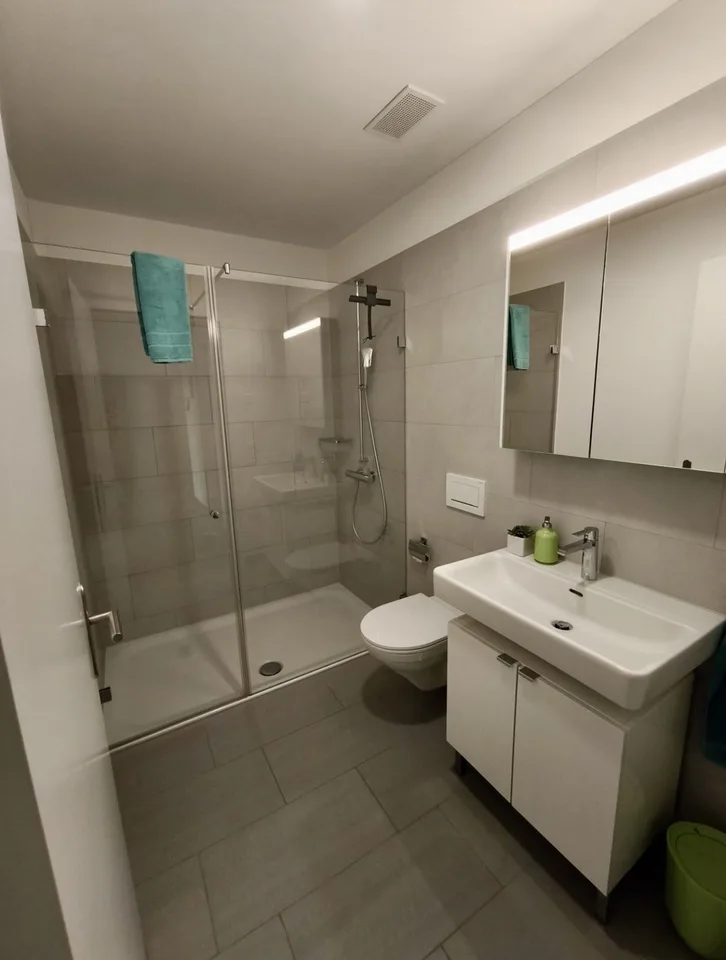 Möblierte 4.5-Zimmer-Wohnung in Bülach (20min von Zürich HB)