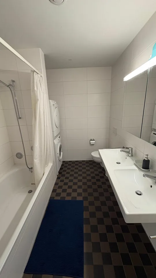 Room in shared apartment, Turbinenstrasse 31