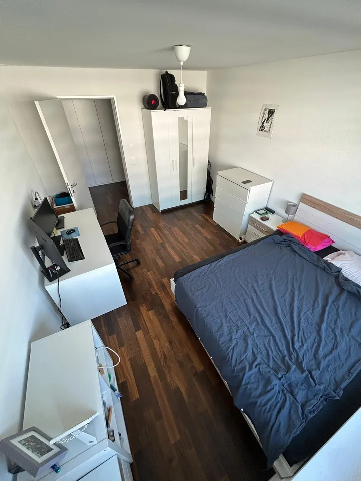 Room in shared apartment, Turbinenstrasse 31