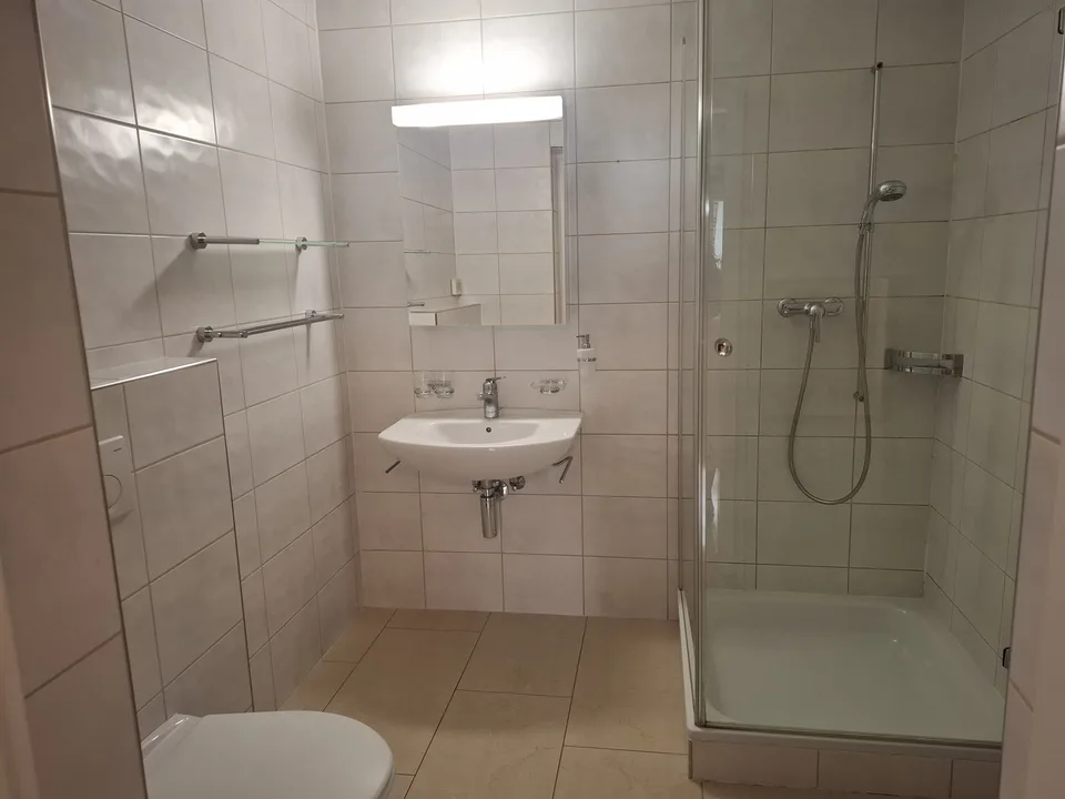 nicht alltägliche Wohnung/ Hausteil in Nussbaumen bei Baden