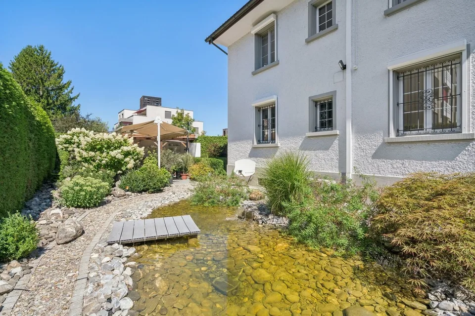 Stilvolles, grosszügiges 7 1/2-Zimmer-Einfamilienhaus