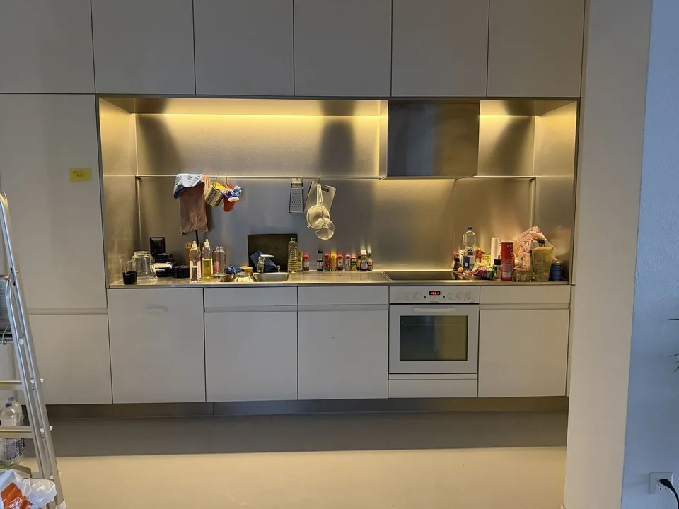 Modern 2.5-Room Loft near Sihl City, Zürich – 3-Month Sublet