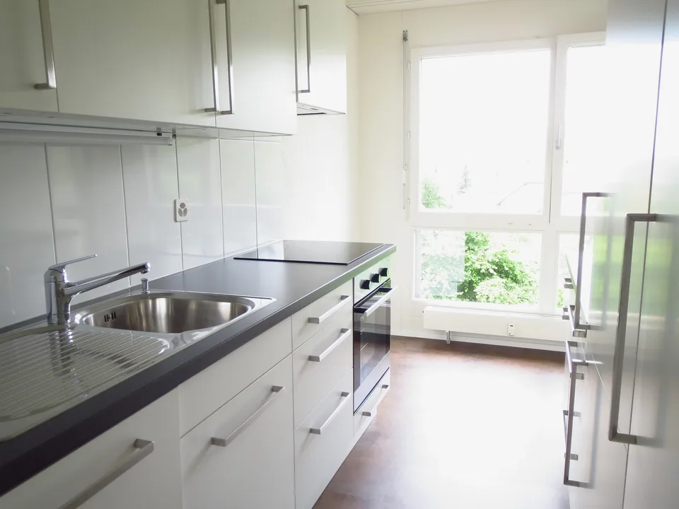 Schöne, sonnige 4 Zimmerwohnung