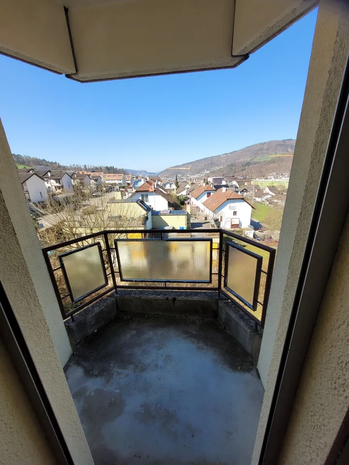 Schöne, sonnige 4 Zimmerwohnung