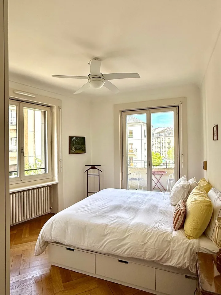 Sous-location officielle  Lumineux 6,5 pièces de 125 m²  Quartier des Philosophes, Genève