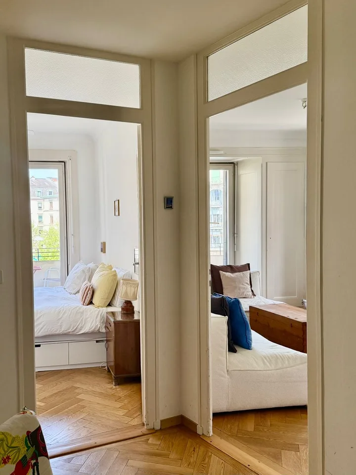 Sous-location officielle  Lumineux 6,5 pièces de 125 m²  Quartier des Philosophes, Genève