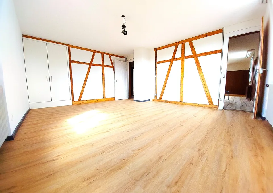 Charmante 4.5 Zi Wohnung auf dem Land mit Garten