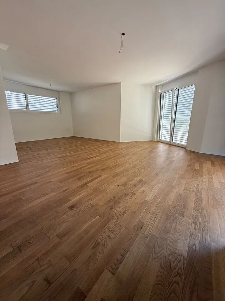Moderne 2.5-Zimmer-Gartenwohnung