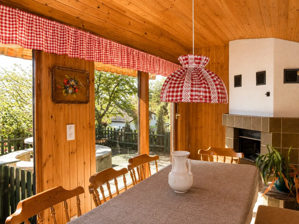 Möbliertes 5.5-Zimmer-Einfamilienhaus mit Weitsicht – Ausbau nach Absprache