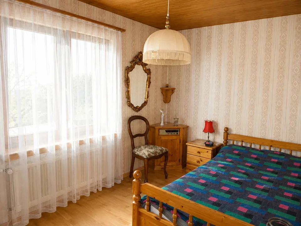 Möbliertes 5.5-Zimmer-Einfamilienhaus mit Weitsicht – Ausbau nach Absprache