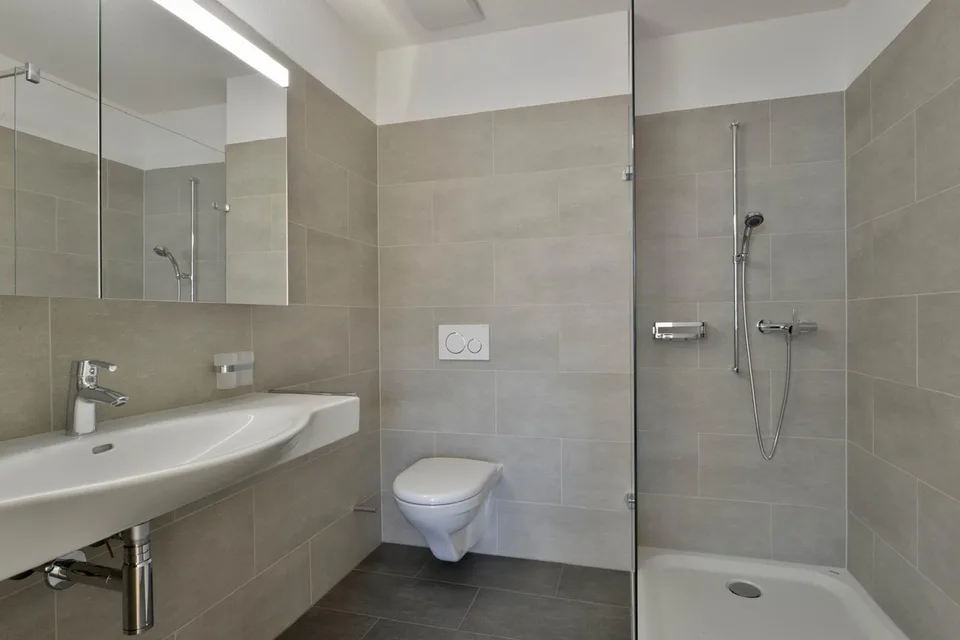 Nachmieter für moderne, lichtdurchflutete 3.5-Zimmer-Wohnung in Laupen (ZH) gesucht