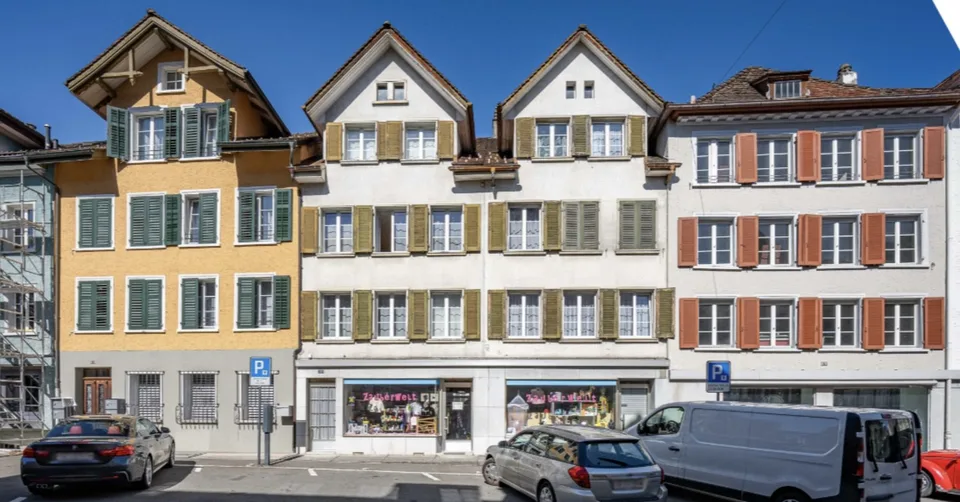 Renovierte 4,5 Zimmer Haushälfte im Städtli