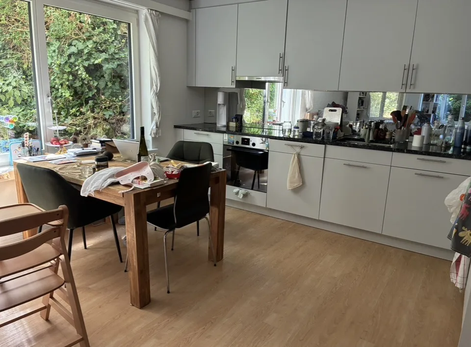 Modern apartment in a quiet and green neighborhood
