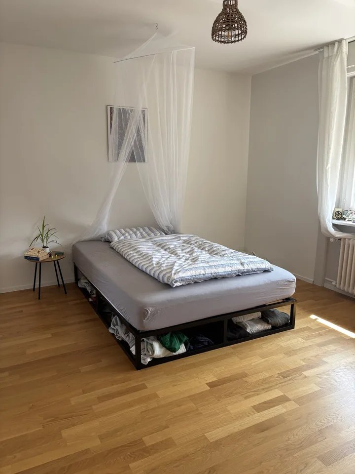 Mitbewohnerin gesucht!