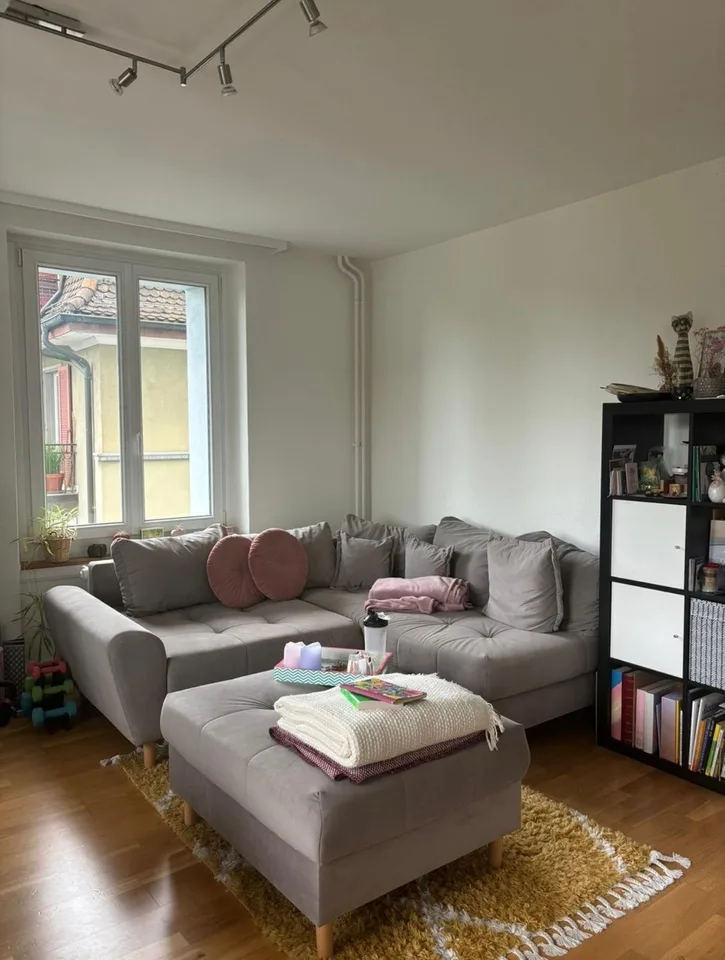 Furnished room in Zurich Wollishofen – available from 1 September