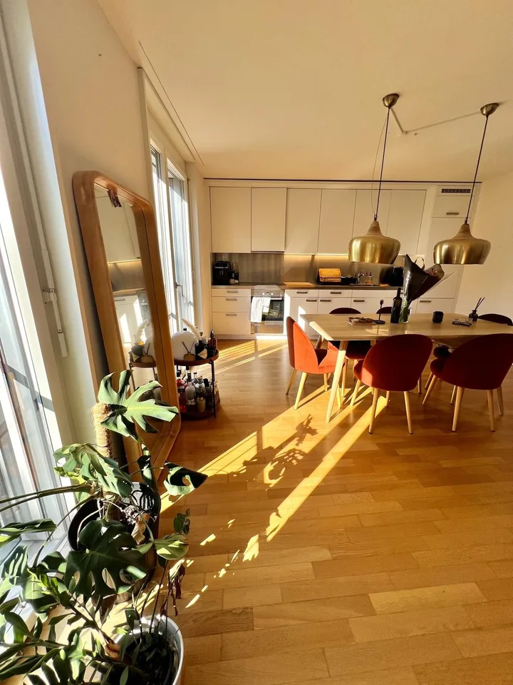 Wunderschöne, helle 2.5-Zimmer-Wohnung in Zürich Wiedikon – möbliert & flexibel zur Untermiete