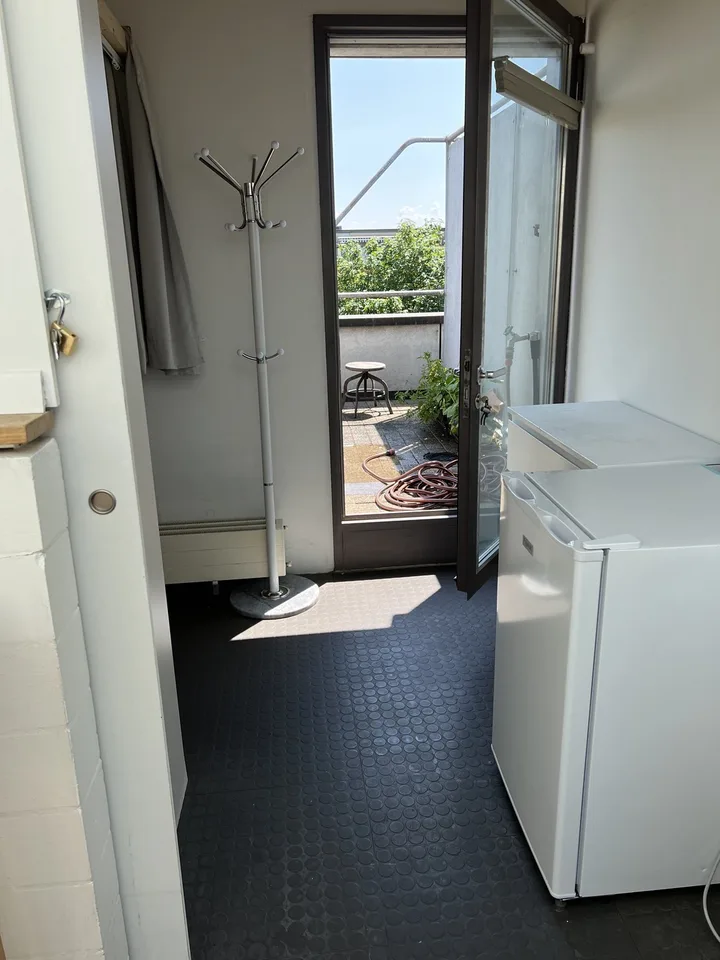 WG Einzelzimmer für Studierende mit grosser Dachterrasse