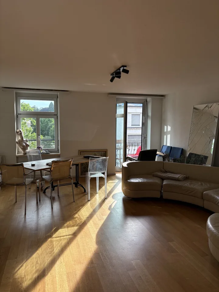 Befristet, Zimmer in 4er WG zu vermieten, Kreis 5