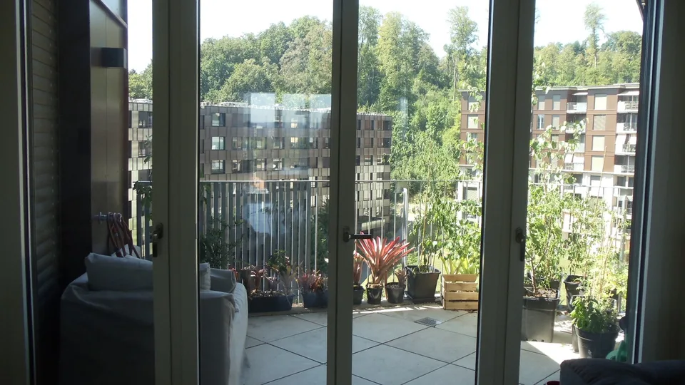 Bright furnished room in a 4-person flatshare near Käferberg