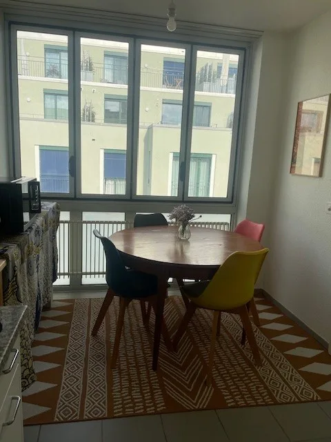 Komplett möblierte 3.5-Zimmer-Wohnung mit WM/Tumbler