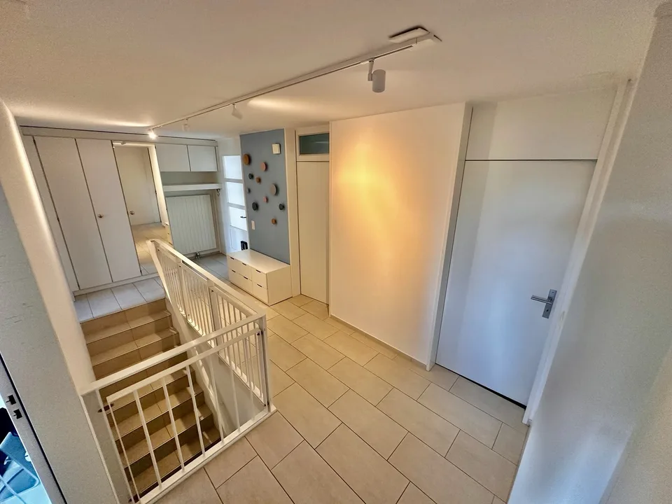 Appartement-maisonnette meublé pour famille avec jardin & maison d'hôtes