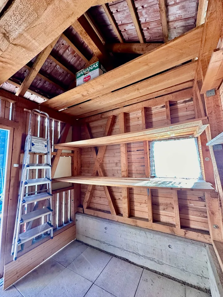 Appartement-maisonnette meublé pour famille avec jardin & maison d'hôtes