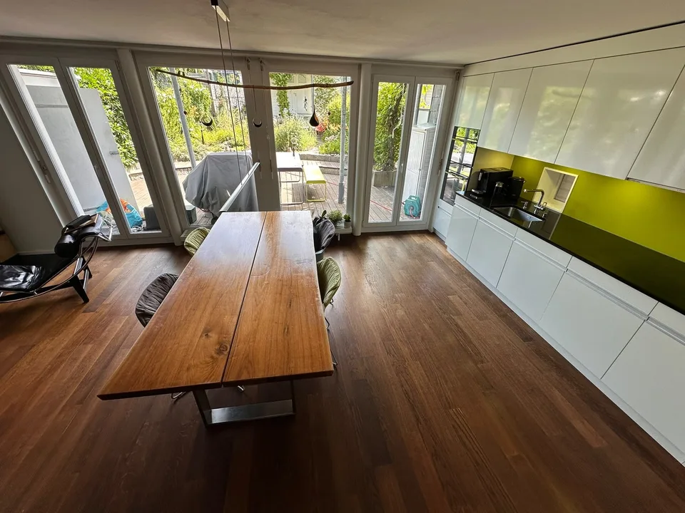 Appartement-maisonnette meublé pour famille avec jardin & maison d'hôtes