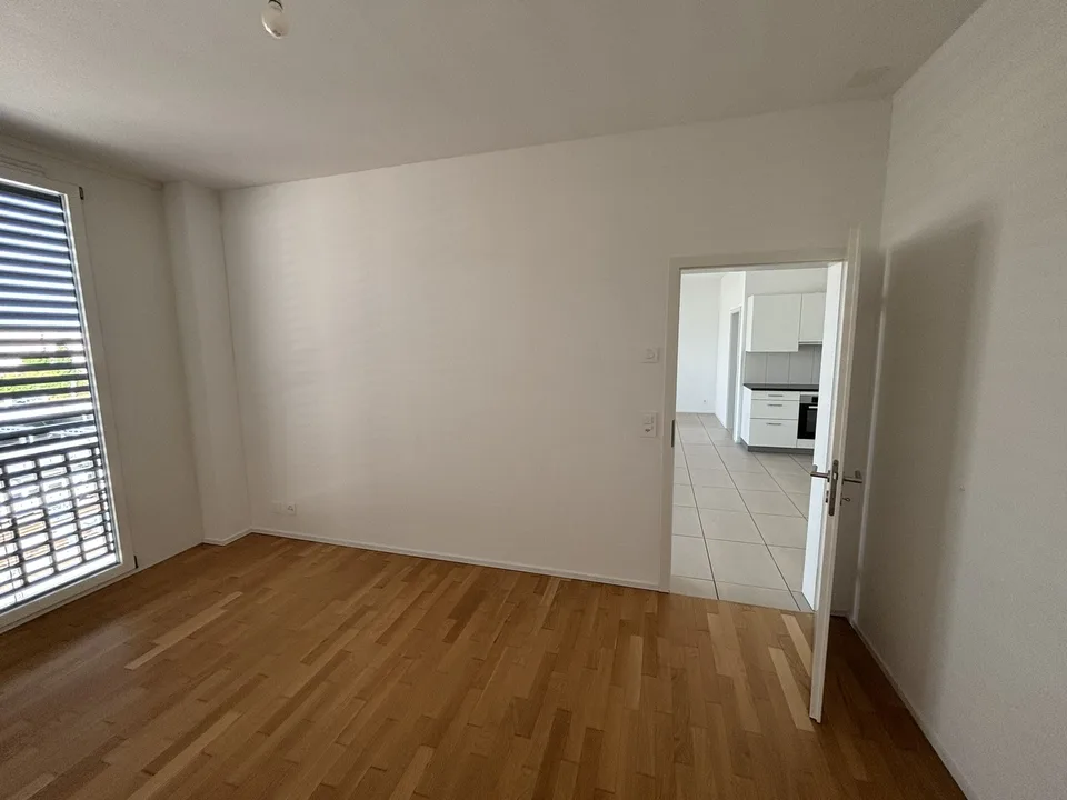 Appartement moderne 2.5 pièces, centre ville, tout équipé, 66m², balcon