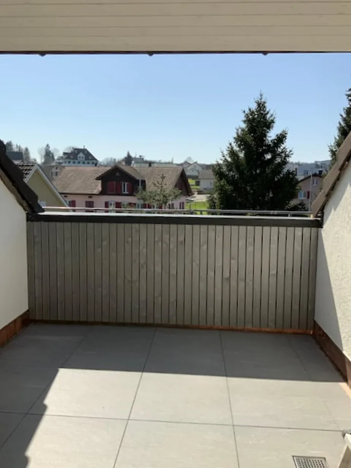 Schöne 2.5 Zimmer Wohnung