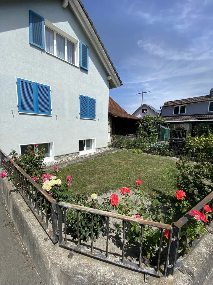 Studio zum Preis eines Zimmers — Trübbach (SG), ab sofort frei