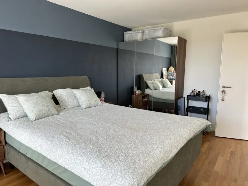 Möblierte 2.5-Zimmer-Wohnung & grosser Terrasse (Untermiete Apr-Sep)