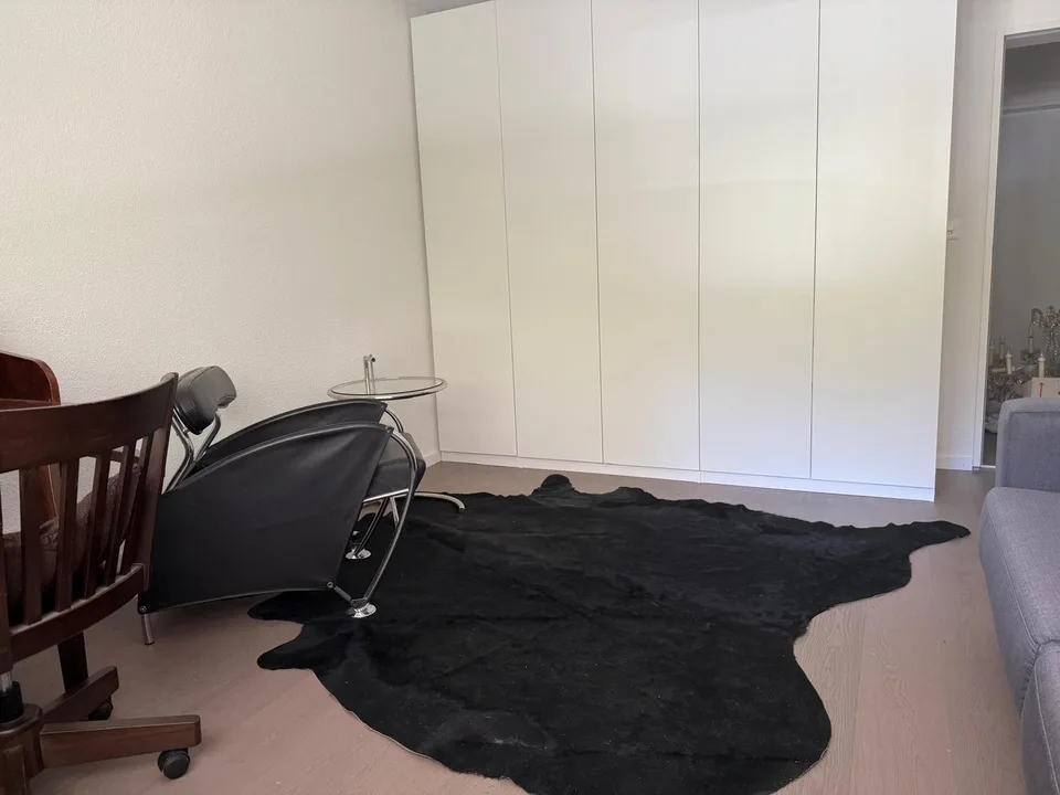 Hochwertiges, grosses Zimmer (24qm) in ruhiger Frauen-WG