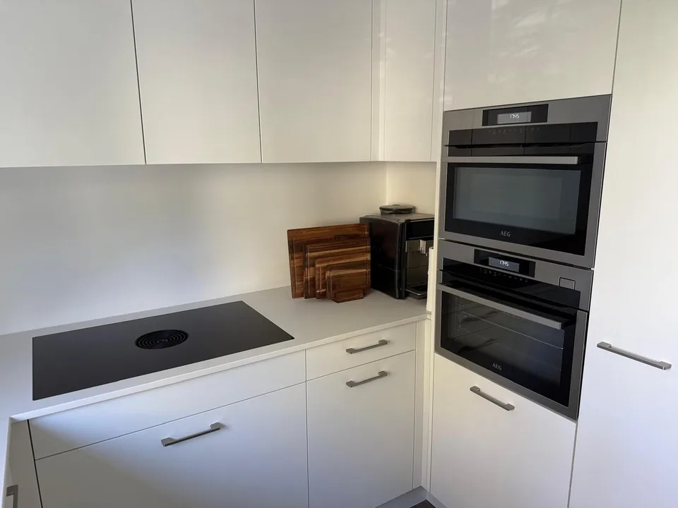 Hochwertiges, grosses Zimmer (24qm) in ruhiger Frauen-WG