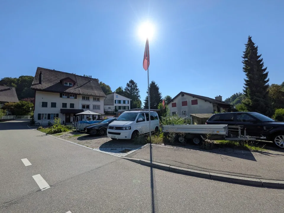 Bauma Renovierte Wohnung in grünen zu vermieten
