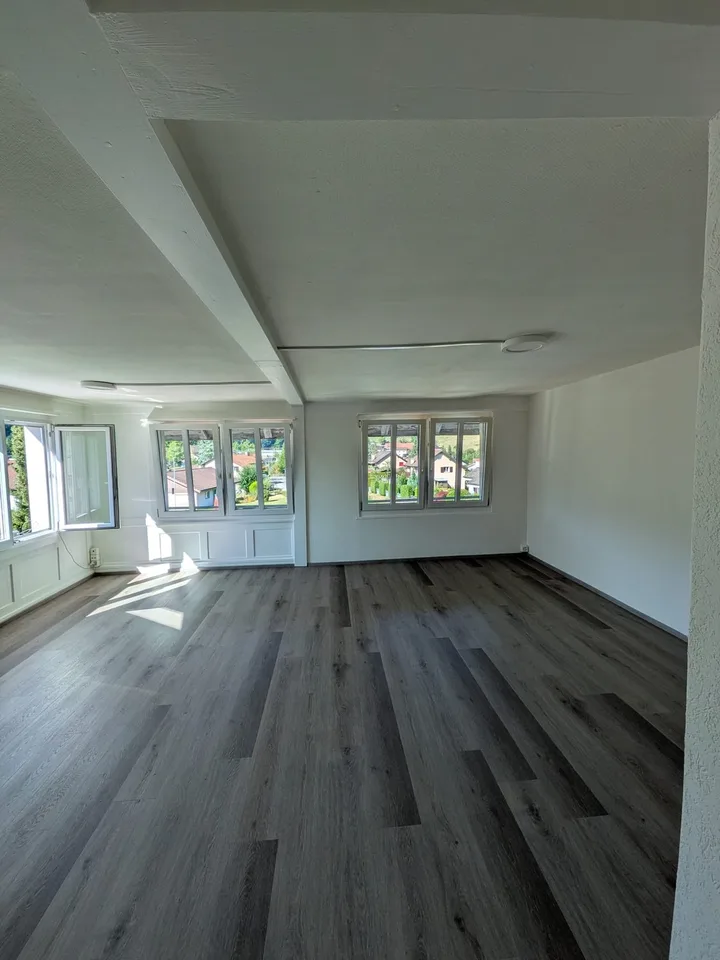Bauma Renovierte Wohnung in grünen zu vermieten