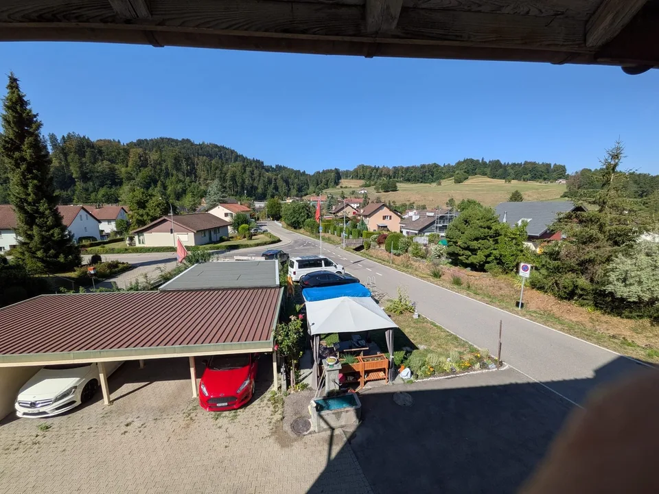 Bauma Renovierte Wohnung in grünen zu vermieten