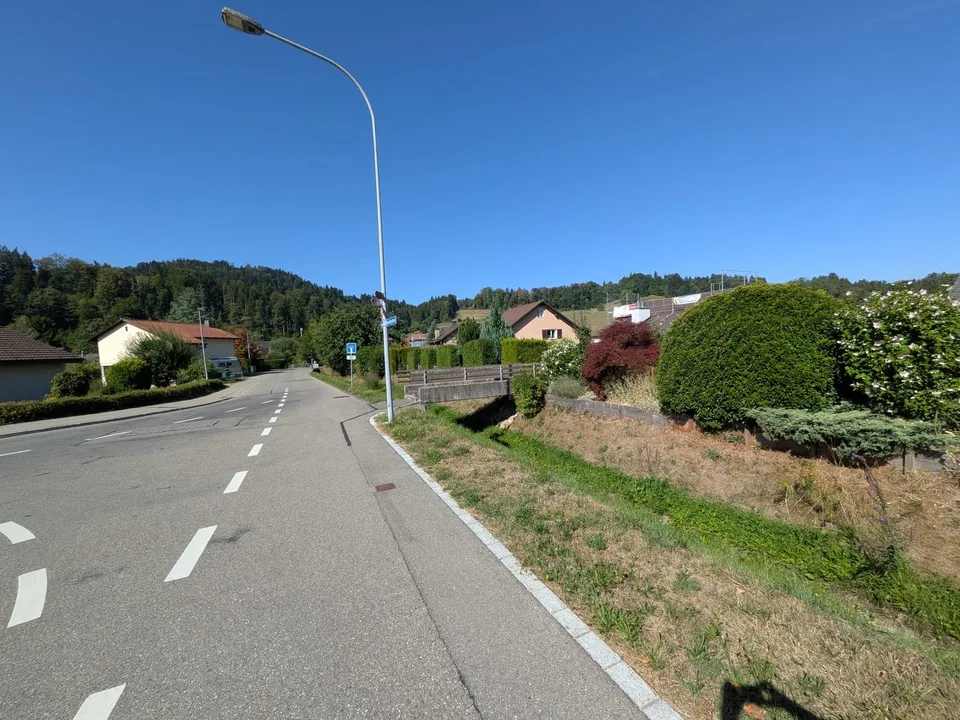 Bauma Renovierte Wohnung in grünen zu vermieten