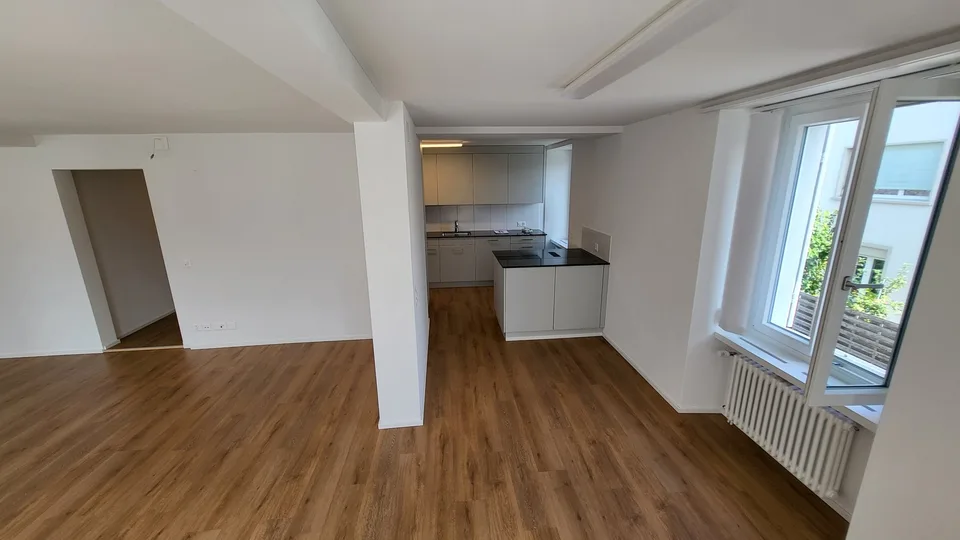 Moderne 3.5-Zimmer-Wohnung im Herzen von Würenlingen