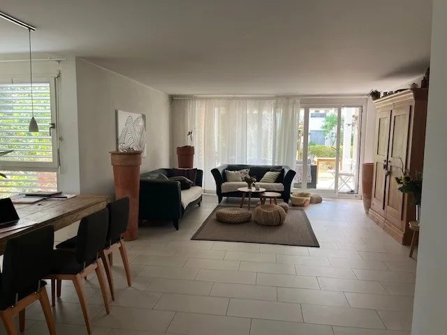Gemütliches Zuhause in Cham für jemanden, der unter der Woche eine angenehme Bleibe sucht.