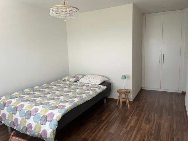 Gemütliches Zuhause in Cham für jemanden, der unter der Woche eine angenehme Bleibe sucht.