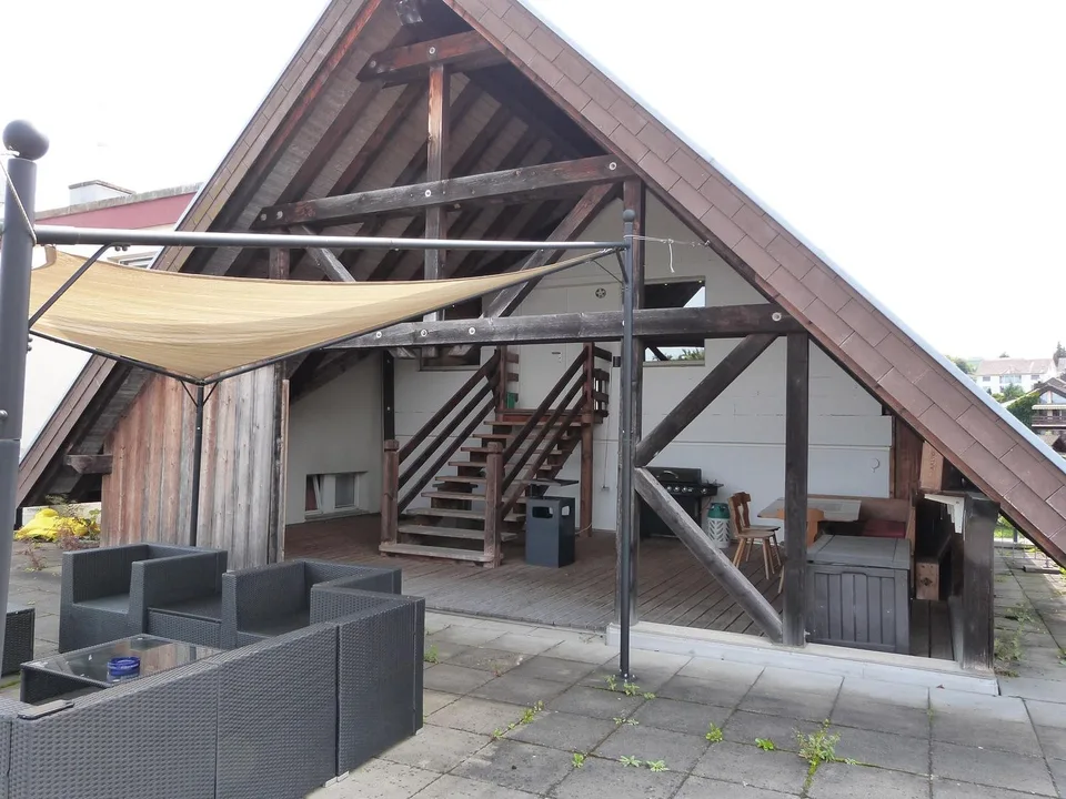 300m2 Bürofläche in kleinem Einkauszentrum