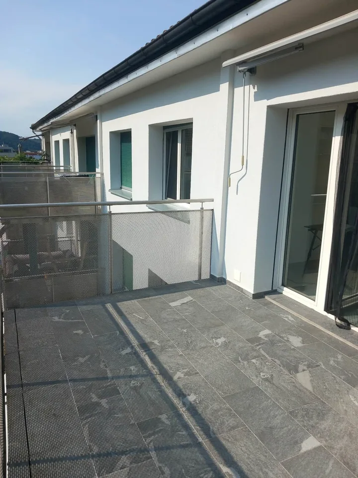 Helle 4.5-Zimmer-Familienwohnung an der Limmat — mit Gartensitzplatz, ruhig zwischen Zürich & Baden