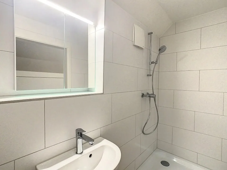 Nachmieter gesucht – schönes Wohnung/Studio in Oberglatt